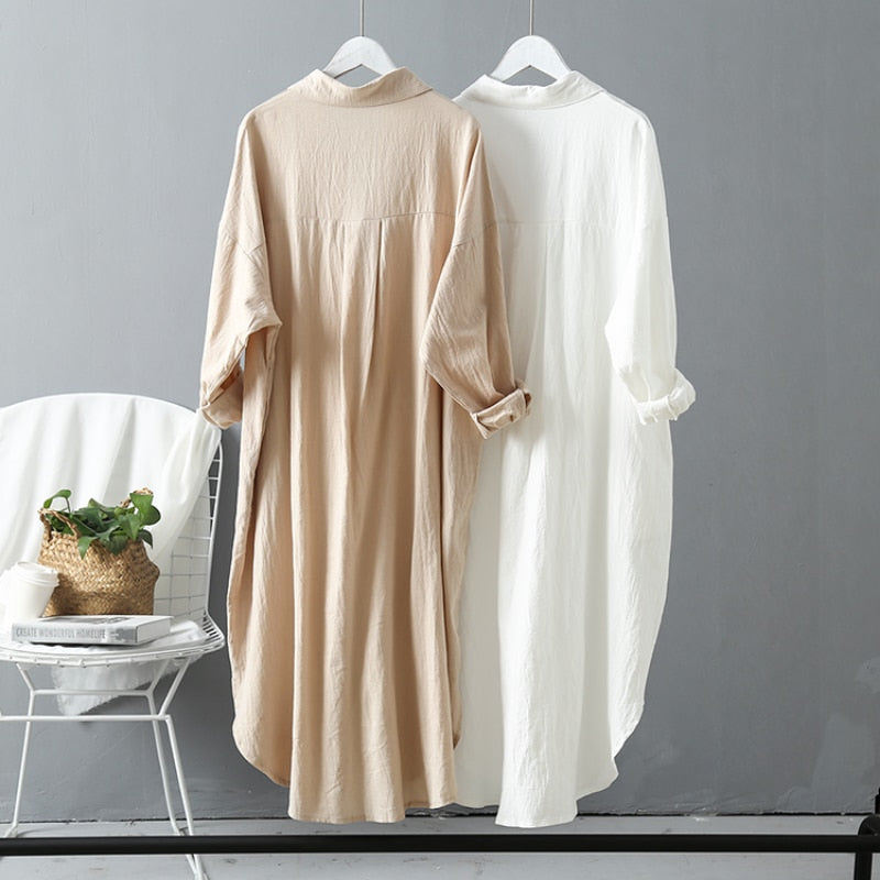 Gaile | Langärmliges Kleid aus Baumwolle mit Knopfleiste